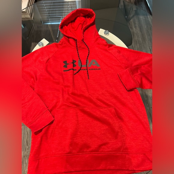 Under Armour Other - Under armour red hoodie